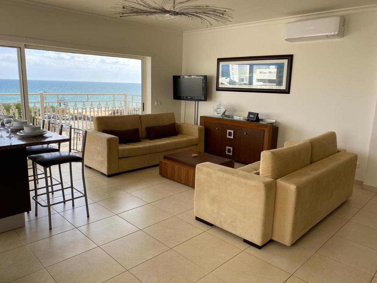 Luna - Airco - Sea View - First Line - Own Parking Apartment Armação de Pêra